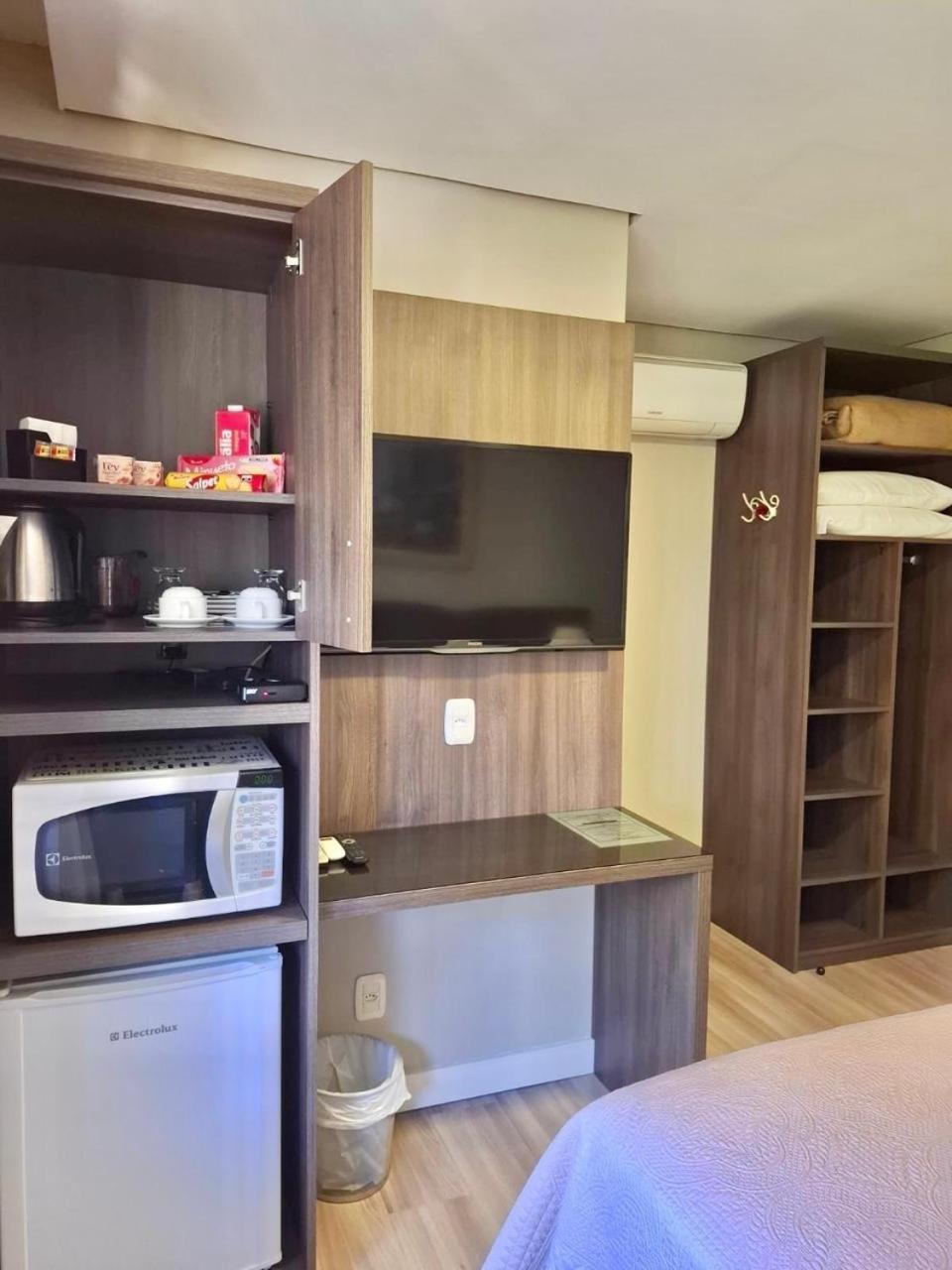 Residencial Jardim Dos Pinheiros 279 Apartment กาเนรา ภายนอก รูปภาพ